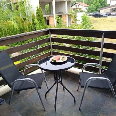 Aspen Apartment Raslog